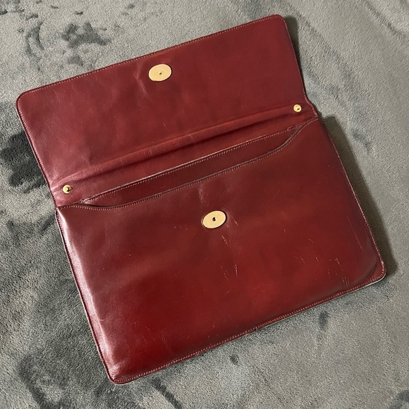 Vintage Etienne Aigner Leather Clutch with free tote - Picture 8 of 10